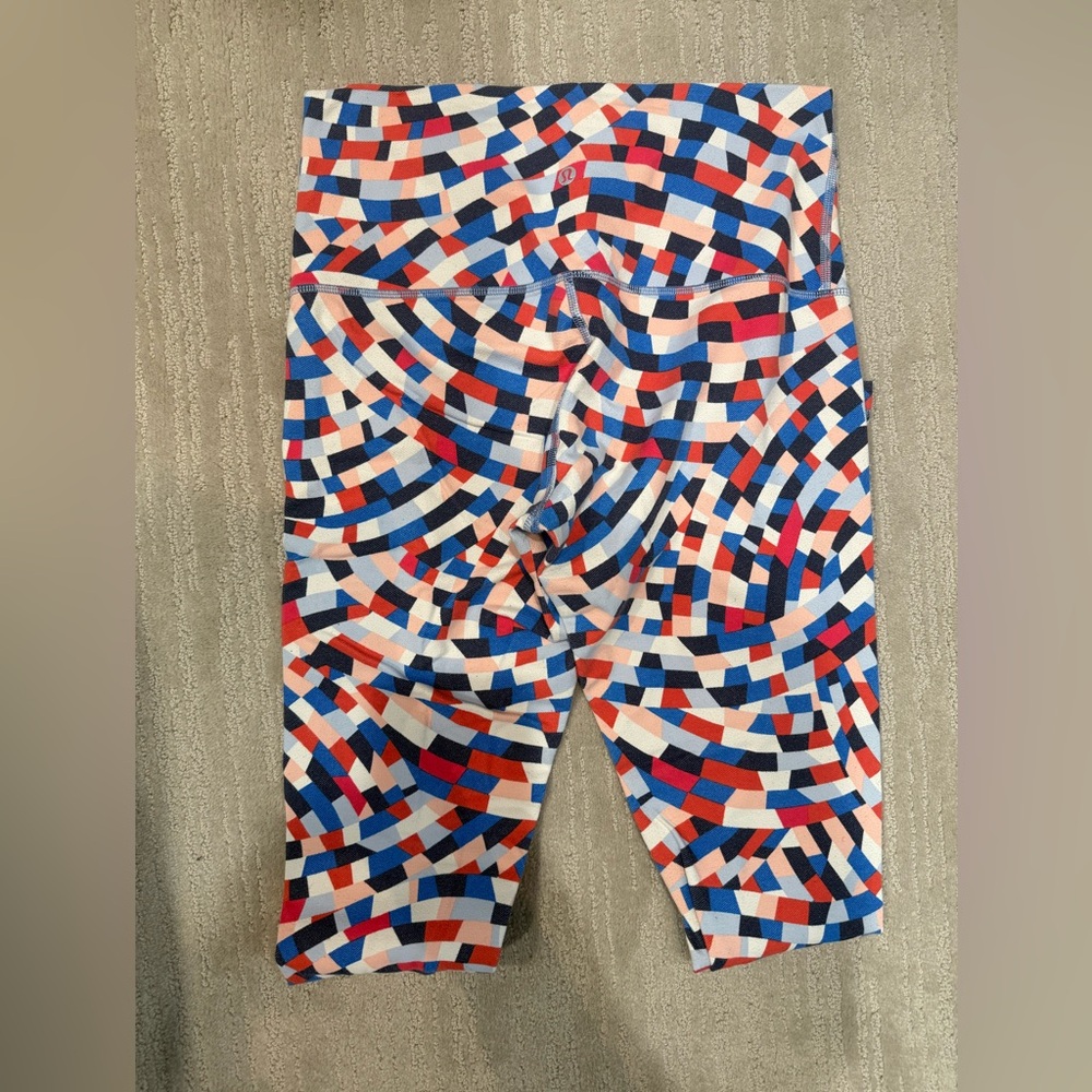 Lululemon Athletica Red and Blue Leggings Vibrant Geometric Design